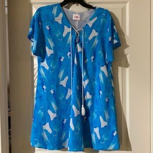 Women’s Buddy Love top size small